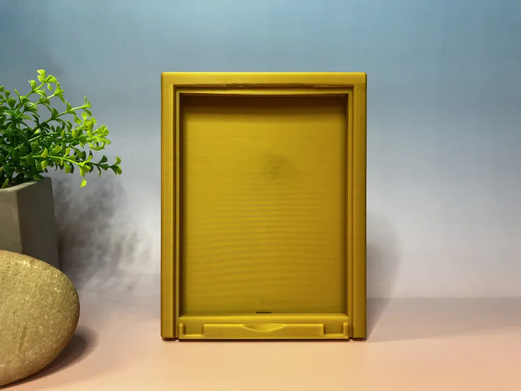 Lithophan-Lichtbild im goldenen Bilderrahmen – individuelles 3D-Relief als Geschenk